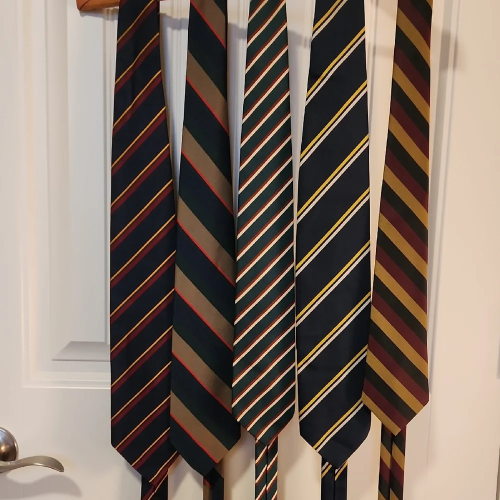 Vintage Neckties - Picture 1 of 3